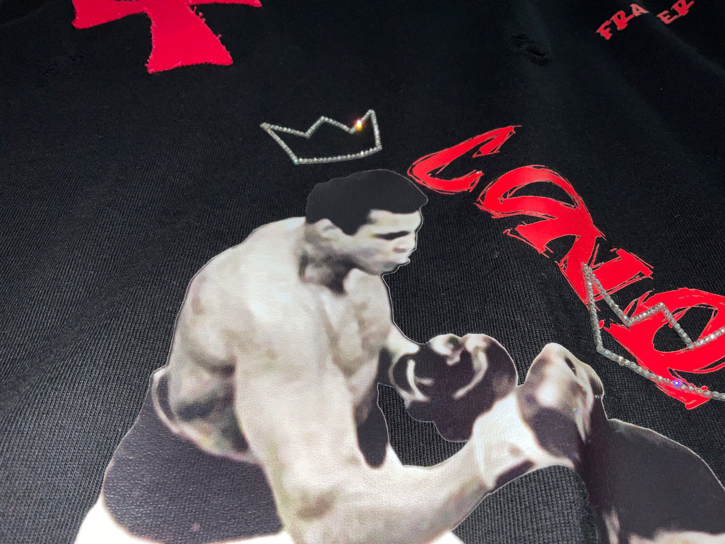 ALI VS FRAZIER - CONQUERORS CUT OFF T-SHIRT FOR MEN